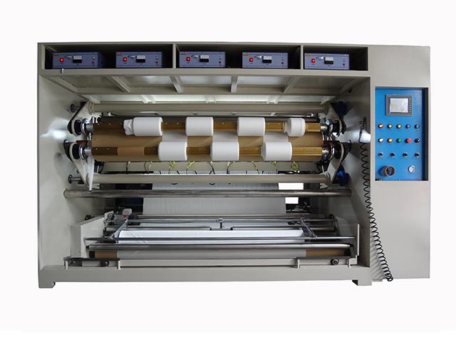 ULTRASONIC SLITTING & SEALING MACHINE 超音波縱切機